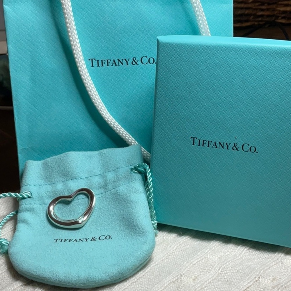 Tiffany open heart Elsa Peretti with pouch, box, ribbon and bag